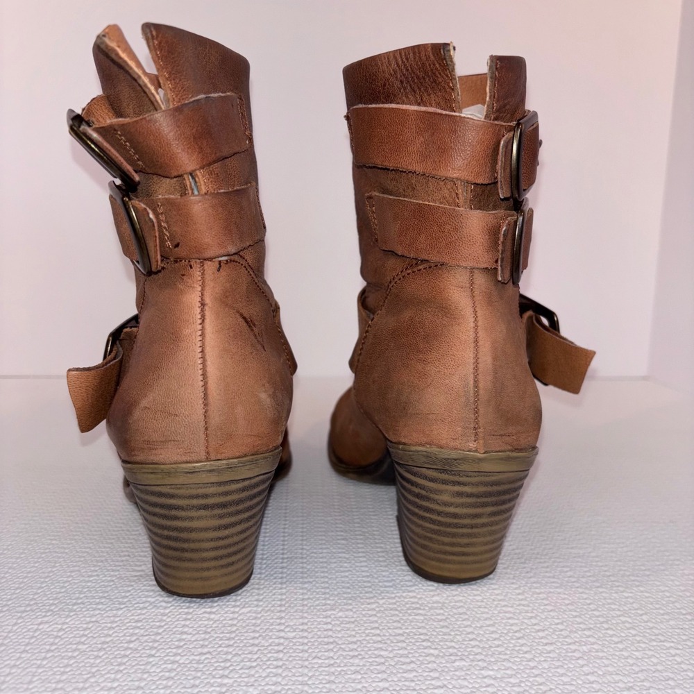 Lucky Brand Tommie Brown Leather Ankle Boots Womens 7.5M Buckle Accent Heel - Picture 4 of 7